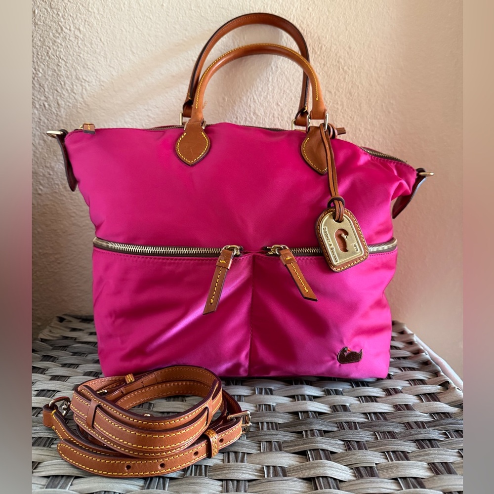 Dooney & Bourke Nylon Pink Satchel Tote Bag w/ Leather Trim & Shoulder Strap - Picture 16 of 17